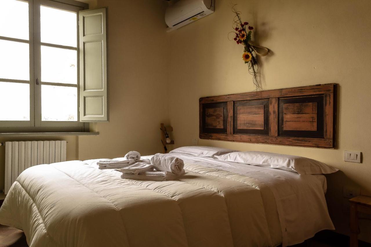 סן ג'ימיניאנו Agriturismo L'Olmo מראה חיצוני תמונה